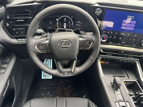 New 2026 Lexus TX 500h AWD image 24