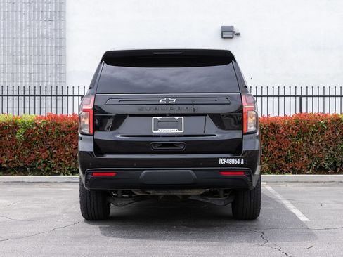 Used 2023 Chevrolet Suburban Z71 w/ Luxury Package AWD/4WD image 5