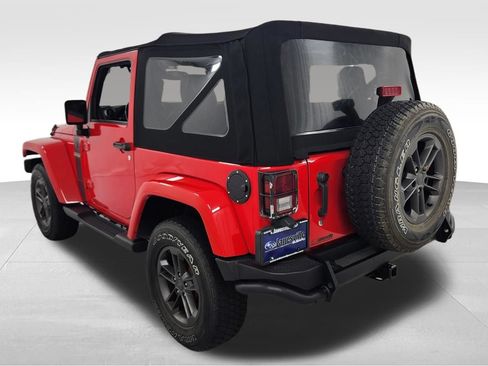 Used 2018 Jeep Wrangler Sport AWD/4WD image 5