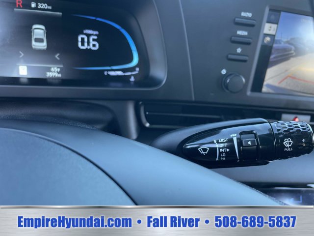 Used 2026 Hyundai Elantra Sport FWD image 25