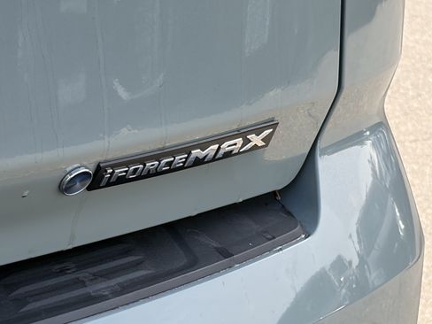 Used 2025 Toyota Sequoia Platinum w/ TRD Off-Road Package AWD/4WD image 5