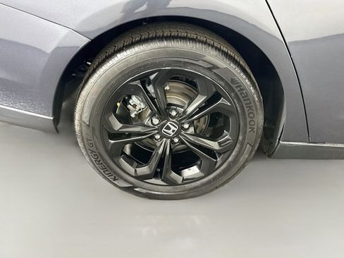 Used 2025 Honda Accord SE image 33