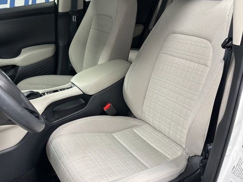 Used 2025 Honda HR-V LX image 13