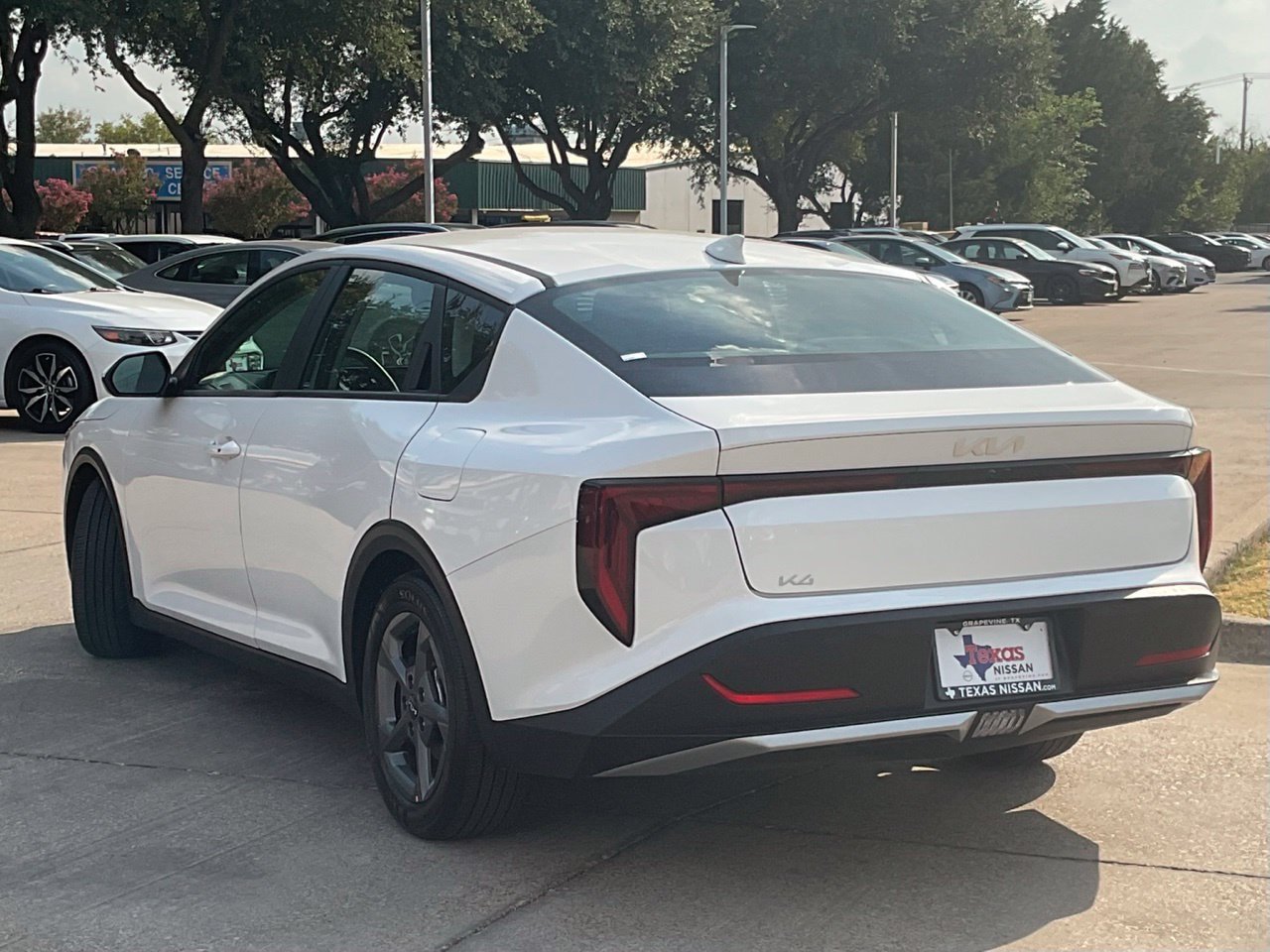 Used 2025 Kia K4 FWD image 6