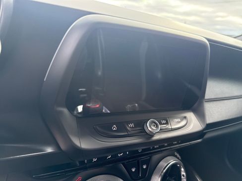 Used 2018 Chevrolet Camaro SS RWD image 23