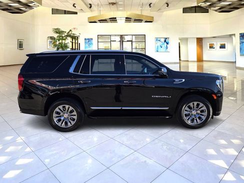 Used 2023 GMC Yukon Denali image 8