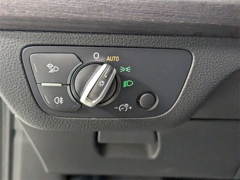 Used 2021 Audi Q5 2.0T Premium Plus w/ Premium Plus Package image 13