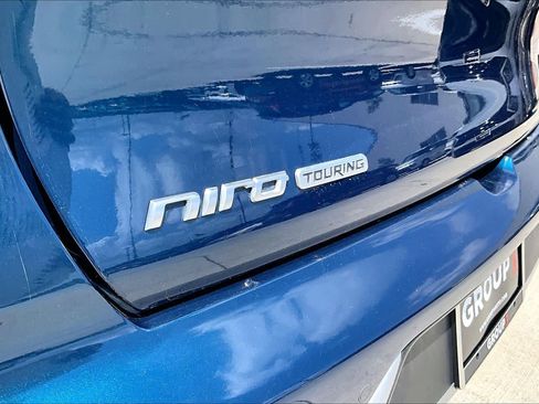 Used 2018 Kia Niro Touring FWD image 29