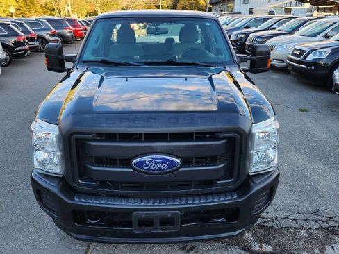 Used 2015 Ford F250 XL w/ Power Equipment Group image 3