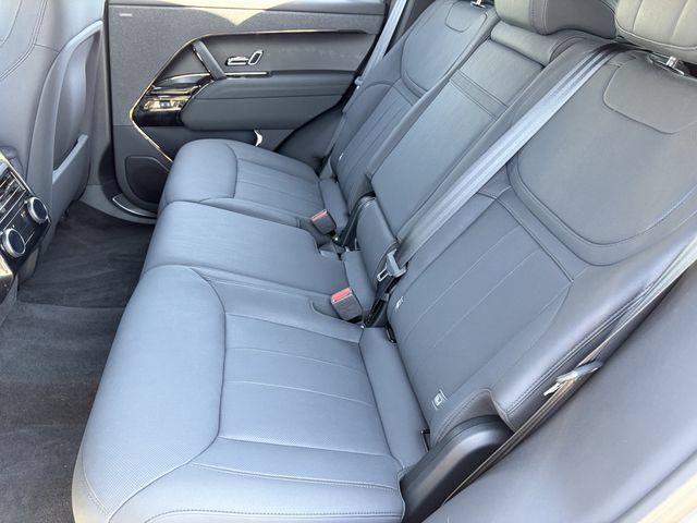 Used 2025 Land Rover Range Rover Sport Dynamic SE AWD/4WD image 26