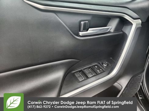 Used 2023 Toyota RAV4 XLE FWD image 20