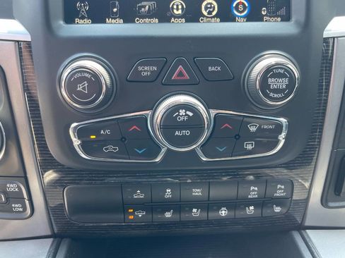 Used 2017 RAM 1500 Limited image 40