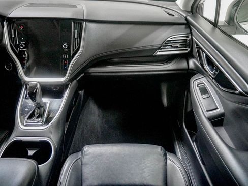 Used 2020 Subaru Outback Limited image 26