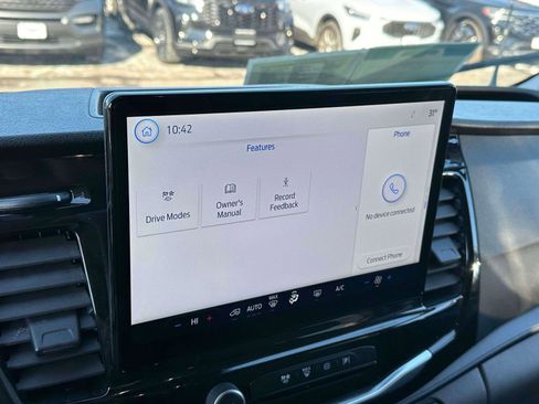 Used 2024 Ford Transit 350 XLT image 26