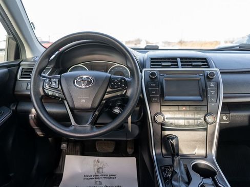 Used 2016 Toyota Camry LE image 15
