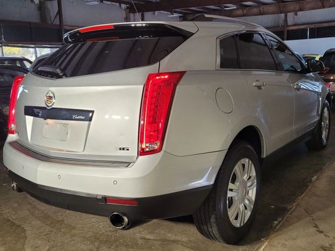 Used 2015 Cadillac SRX Luxury w/ Driver Awareness Package image 7