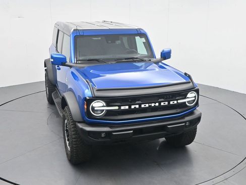 Used 2024 Ford Bronco Outer Banks w/ Sasquatch Package AWD/4WD image 28