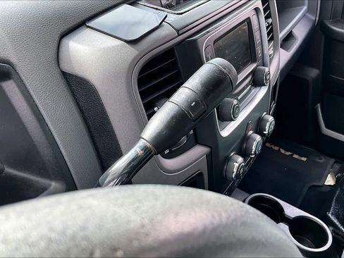 Used 2018 RAM 2500 Tradesman w/ Chrome Appearance Group image 15