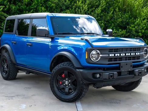 Used 2024 Ford Bronco Black Diamond AWD/4WD image 6