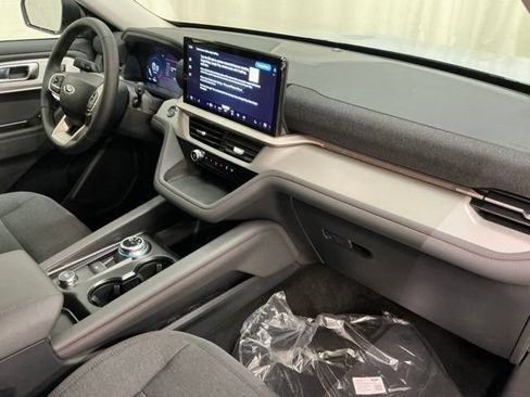 New 2026 Ford Explorer Active AWD/4WD image 19