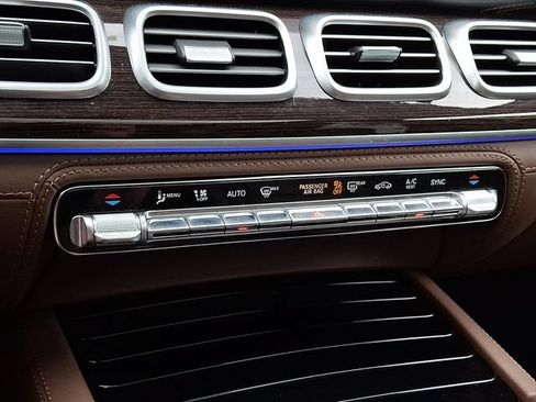 Used 2024 Mercedes-Benz GLE 53 AMG 4MATIC image 16