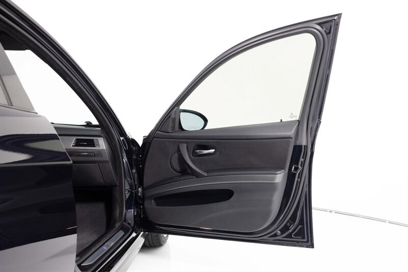 Used 2009 BMW M3 Sedan RWD image 22