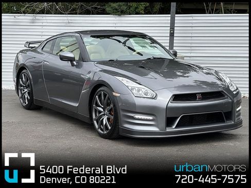 Used 2015 Nissan GT-R Premium AWD/4WD image 1