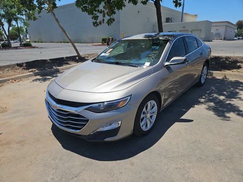Used 2025 Chevrolet Malibu LT FWD image 1