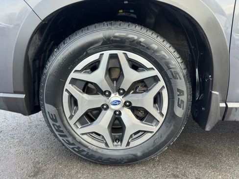 Used 2020 Subaru Forester Premium image 26