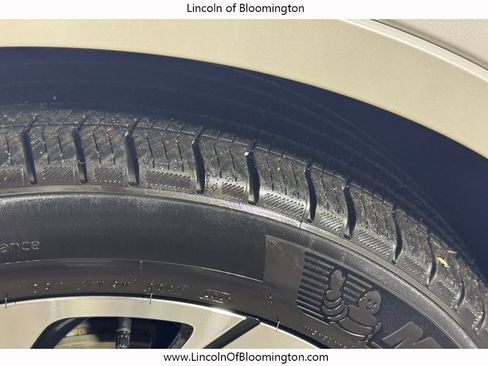 New 2026 Lincoln Nautilus Reserve image 12