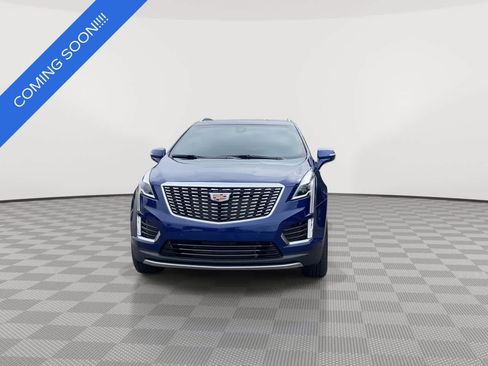 Used 2025 Cadillac XT5 Premium Luxury w/ LPO, Floor Liner Package AWD/4WD image 3