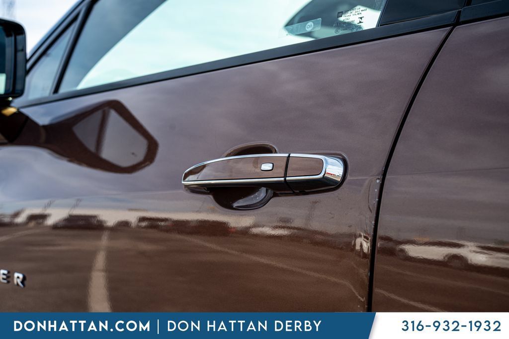 Used 2024 Chevrolet Blazer Premier AWD/4WD image 29