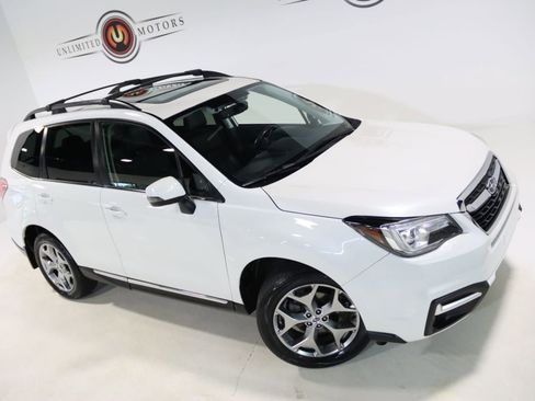 Used 2018 Subaru Forester 2.5i Touring w/ Popular Package #3B AWD/4WD image 7