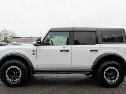 Used 2023 Ford Bronco Badlands w/ Sasquatch Package image 9