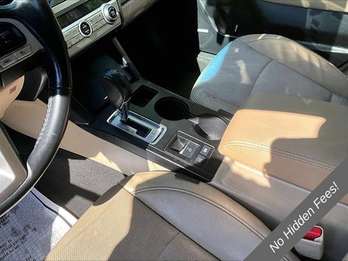Used 2016 Subaru Outback 2.5i Limited AWD/4WD image 12