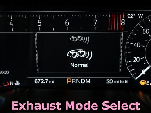 Used 2022 Ford Mustang Shelby GT500 w/ Carbon Fiber Track Pack image 32