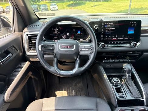 Used 2024 GMC Canyon Elevation w/ Elevation Premium Package AWD/4WD image 22