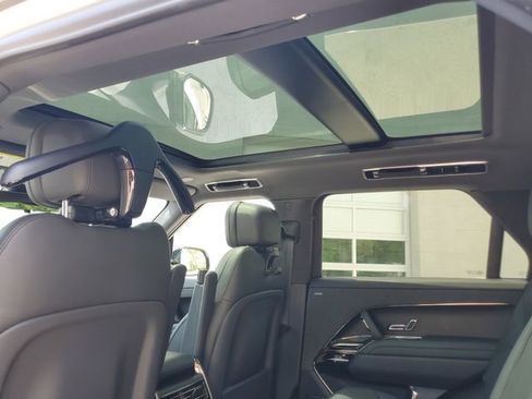 Certified 2024 Land Rover Range Rover Sport Dynamic SE AWD/4WD image 9