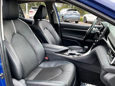 Used 2024 Toyota Camry XSE w/ Navigation Package FWD image 8