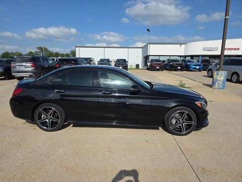 Used 2017 Mercedes-Benz C 300 4MATIC Sedan image 9