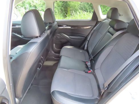 Certified 2023 Kia Seltos S w/ Navigation Package AWD/4WD image 32