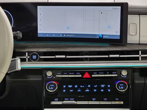 Certified 2025 Hyundai Santa Fe Limited FWD image 27