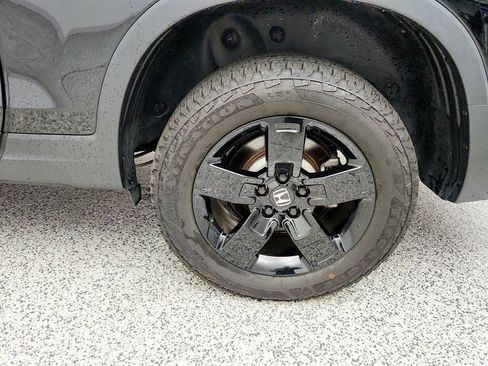 Used 2024 Honda Ridgeline Black Edition image 9