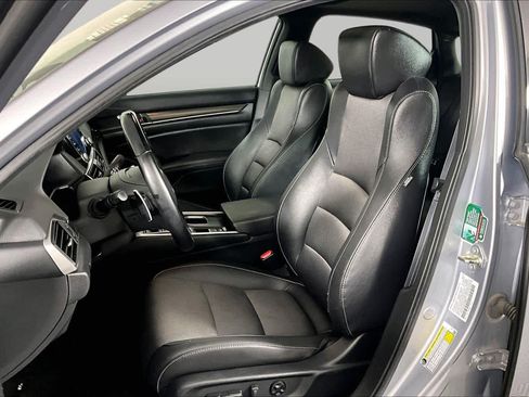 Used 2020 Honda Accord Sport image 8
