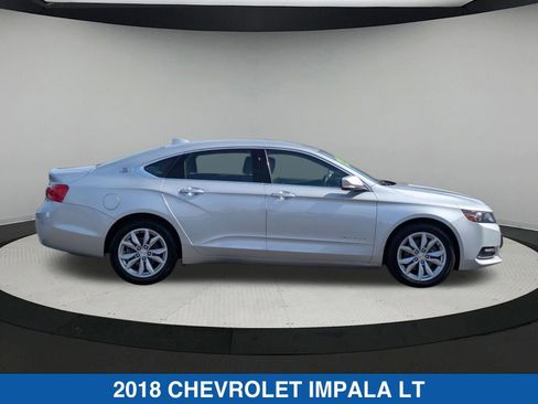Used 2018 Chevrolet Impala LT image 2