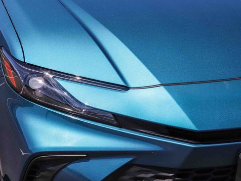Certified 2025 Toyota Camry SE FWD image 12