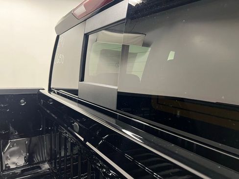 New 2026 GMC Sierra 1500 SLE w/ Preferred Package image 37