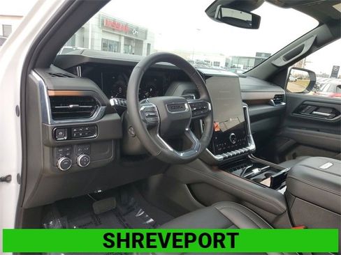 Certified 2025 GMC Yukon XL Denali image 10