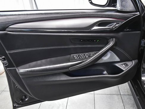 Used 2023 BMW M5 w/ Competition Package image 21