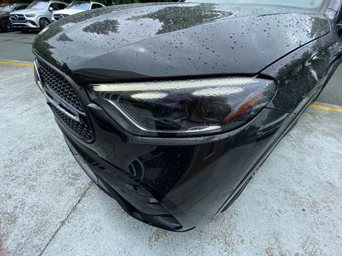 Used 2024 Mercedes-Benz GLC 300 4MATIC image 26